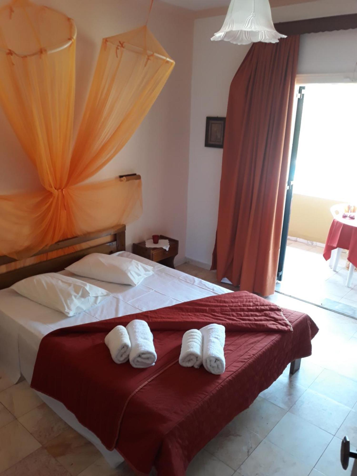 Margaritas' Rooms Agios Gordios  Dış mekan fotoğraf