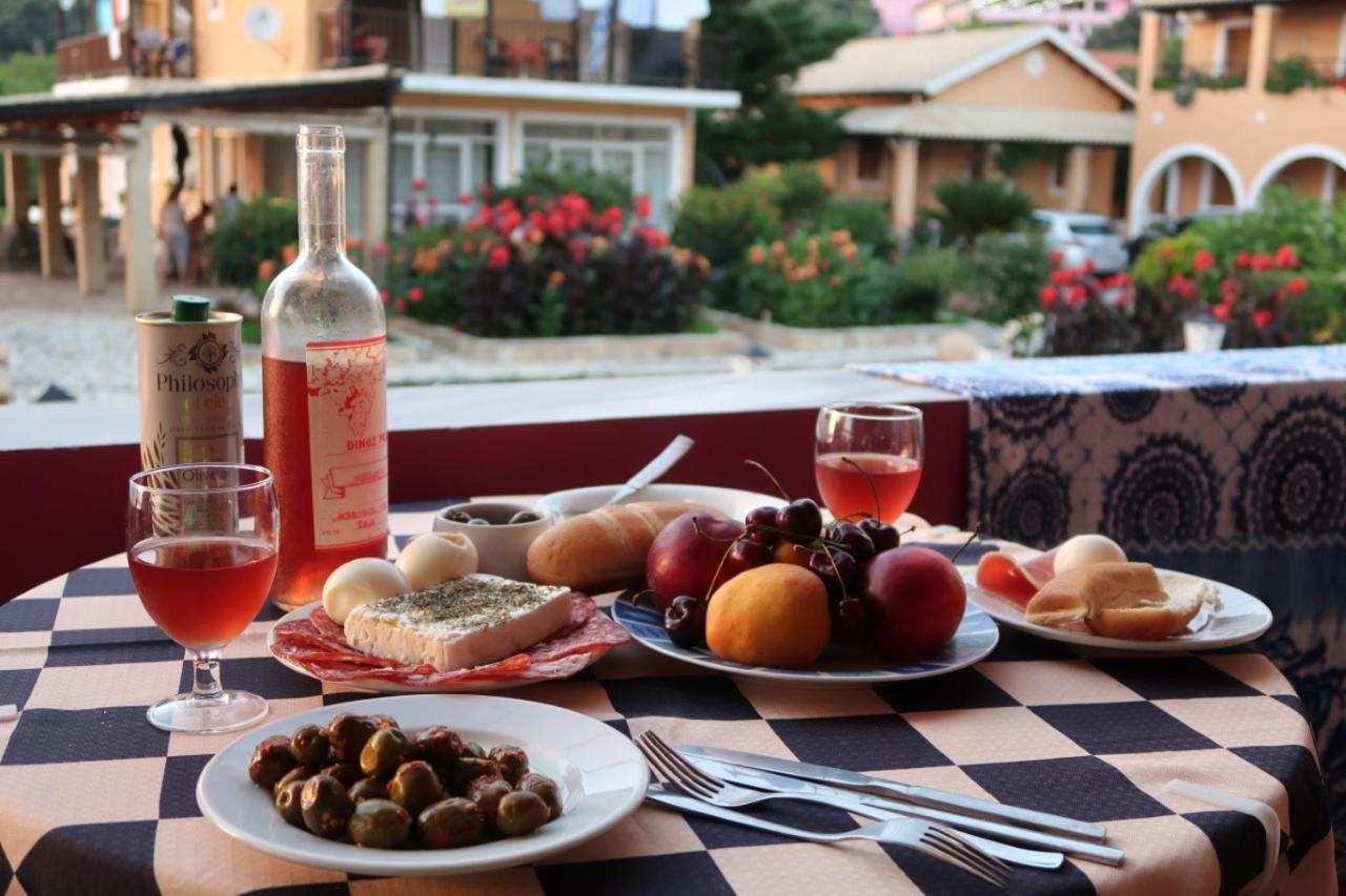 Margaritas' Rooms Agios Gordios  Dış mekan fotoğraf